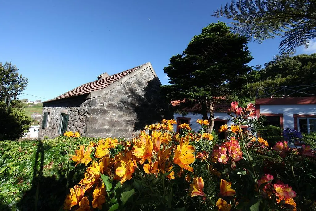 Gasthaus Casa Do Ribeirinho Porto Moniz Landhaus